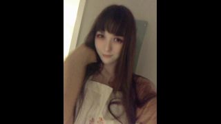 Emi - emiigotchi Emiigotchi - cooking dinner in my new apron its so cute 29-01-2020-9