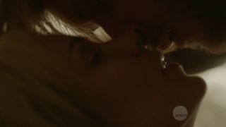 Laura Vandervoort – Bitten s01e02 (2014) HD 720p - (Celebrity porn)-4