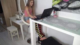[GetFreeDays.com] Sock sniffing party joi-4