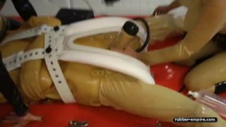 Rubber Empire Madame Gillette und Lady Ashley Extremly Tu...-5