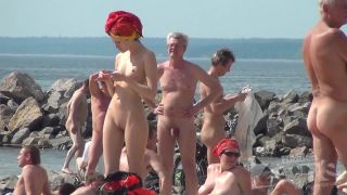 online adult clip 11 Camera Beach 1971 on webcam -7