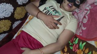 Bhabhi With Devar PinkyRani2333 – Showed something like this without a saree today... Seeing this, everyone will be burned. 4K Real Desi"-2