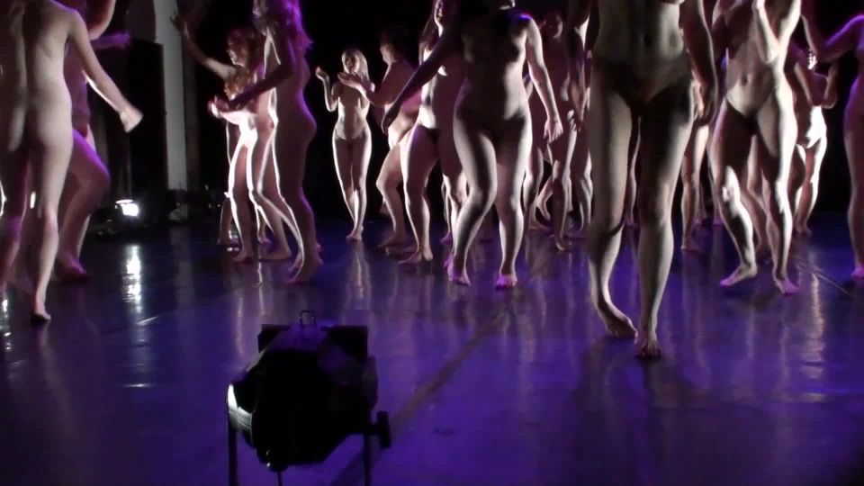 online video 12 Thursday nude dance | hidden camera | webcam 
