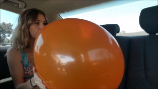 Custom Fetish - Amber Blow Pops 2 in Backseat - Fetish-2