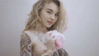 The Best Side Of Karnelia. Nude Nymph Caresses Herself Before Shower An-9