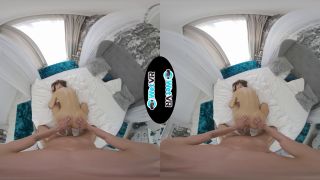 Reverse Cowgirl VR Thrills with Big Cocks in Samsung Gear VR-8