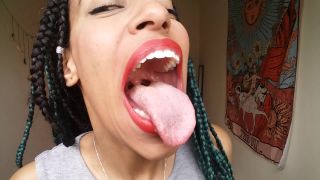 My big mouth and fat tongue black GoldenLace-9