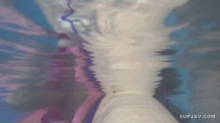 Reducing Mosaic RCTD-018 母親と息子が水中でこっそり近親相姦ゲーム-8