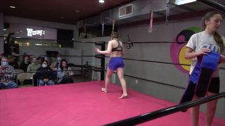 Victoria Reign vs Sammie the Bull Jan 2022 Live Event-3