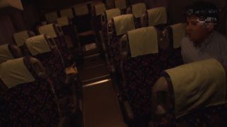 Alone on the Night Bus, the Pleasure of Being Penetrated by a Huge Dick Makes a Beautiful JD with Black Hair Go Wild Until She Climaxes in Cowgirl Position with a Creampie ⋆.-5