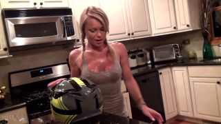 Meet Madden 18 06 13 Cleaning Up XXX 1080p MP4 - LEWD - Lewd-8