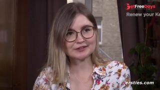[GetFreeDays.com] Ersties - Emilys intimes Vergngen zu Hause mit einem Lippenstift-Vibrator Sex Film February 2023-6