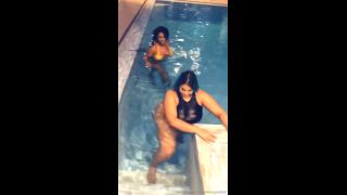 Diamonddoll - realdiamonddoll () Realdiamonddoll - me and megan ashley having fun in the pool ask for the full videos in my messages 28-01-2019-6