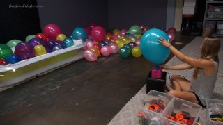 Custom Fetish - Julie Inflates 175 Balloons 4 Shoot BTS - Fetish-3
