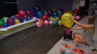 Custom Fetish - Julie Inflates 175 Balloons 4 Shoot BTS - Fetish-7