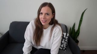 yogabella Babysitter Peepee JOI-4