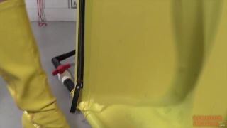 MISTRESS MIRANDA – ASHLEY RENEE – YELLOW CUBE Latex-5