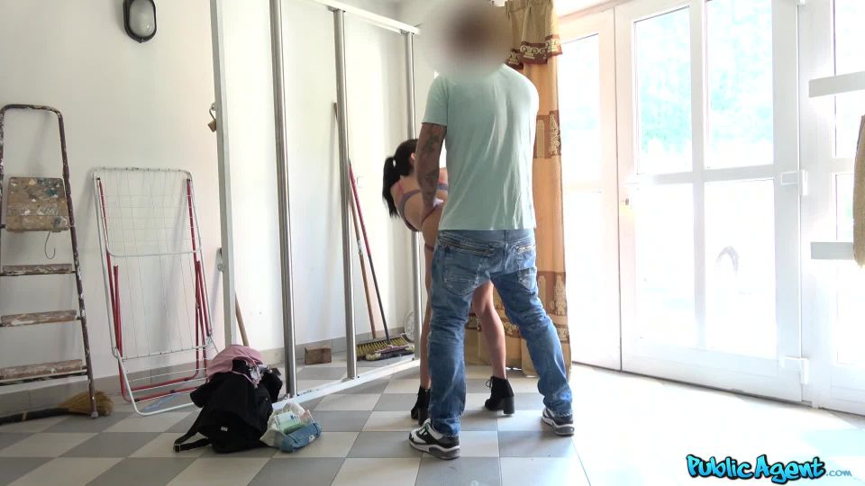 Facial for cheating American babe