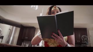 Wonder Woman vs Gremlin 3 Video Sex Download Porn-1