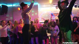 Party Hardcore Gone Crazy Vol 32 Part 3-2