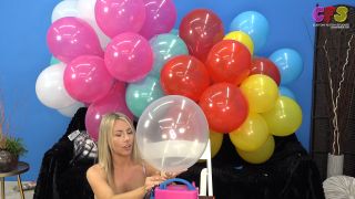 Custom Fetish - Bunny s Multi Balloon Pump to Pop 4K - Fetish-7