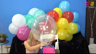 Custom Fetish - Bunny s Multi Balloon Pump to Pop 4K - Fetish-8