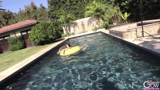 LeanneCrow presents Leanne Crow in Pool Floaties 2 (2016.08.12) - [MILF porn]-5
