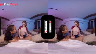 The Last of Us Ellie and Riley Threesome in Vr Xxx Parody-3