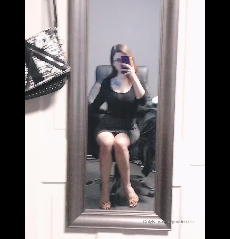 Goddess Eris () Goddesseris - feeling my casual yet powerfully sexy vibes 30-12-2019