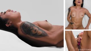 JAV Uncensored: How Women Orgasm with Avery Black 01/09/23-9