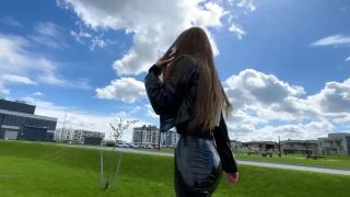 MylatexbabySummer Walking in Vinyl Leggings & Latex Gloves-4