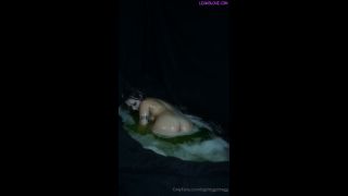 Big Tits Porn Bigtittygothegg – Spooky And Seductive Halloween Bathtub Exit Bigtittygothegg-1