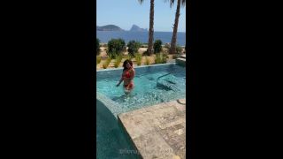 FionaGirlSoho () Fionagirlsoho - splish splash 22-07-2020-6