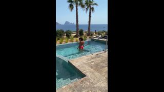 FionaGirlSoho () Fionagirlsoho - splish splash 22-07-2020-8