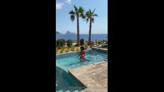 FionaGirlSoho () Fionagirlsoho - splish splash 22-07-2020-9