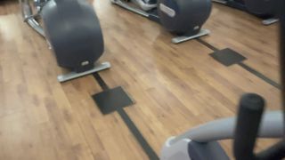 [Amateur] Quick fuck in the gym. Risky public sex with Californiababe.-2