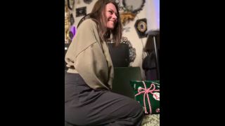 MILF porn LeahGoesWilde stars in steamy exclusive erome milf video Leahgoeswilde-2