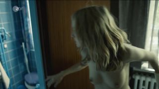 Stefanie Stappenbeck - Der 7. Tag (2017) HD 720p - (Celebrity porn)-2