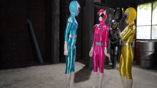 [SuperMisses.com] ZEPE-92 Suisei Sentai Mystic Three Part 1-003-3