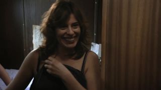 Tonight's Must-See: Hottest Couple Love Explodes-5