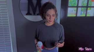 Ellie Skyes Family Affairs Onlyfans (Pornstar)-2