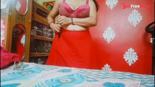 Milky Big Tits Desi Pallavi Bhabhi Caught Masturbating in Close-Up-7
