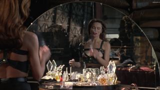 Lena Olin, Juliette Lewis, Others Nude - Romeo is Bleeding 1993 1080 ...-3