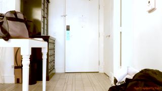 Porn online ManyVids presents AmberLaRay – Plugging at the Gym-8