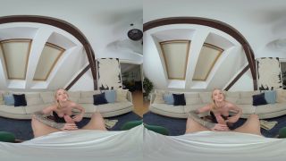 Beauty in Black - Smartphone VR-1