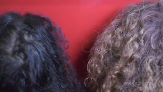 free video 21 Swann Purple & Eve Lunalove Hardcore Sex For A Trans And A Black Girl In A Libertine Club [FullHD 1080P] 11.04.2024 | shemale | fetish porn femdom fetish porn-2