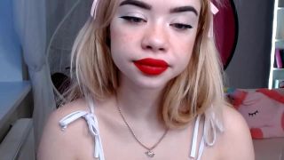 brunette femdom teen | Mia Melon – Red Lips Fetsih | lipstick-4