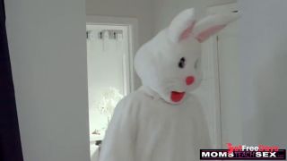 Horny Milf Jennifer White Wants the Easter Bunny to Stuff all of Her Eggs-2