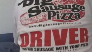 Big Pizza With Sausage - Video Elle Cee-3