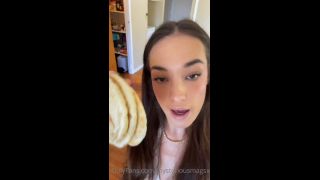 cheekymz 75b000ab-0464-4c96-8697-cb6bb3efc29e-01gLIEyl-2